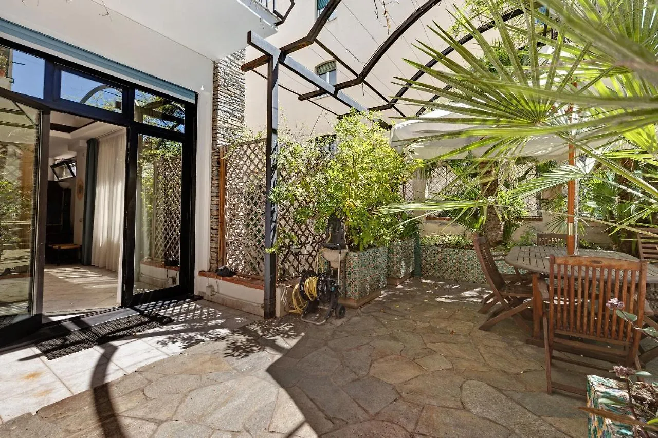 4 Mehari Apartment Varigotti 0*,  Italy