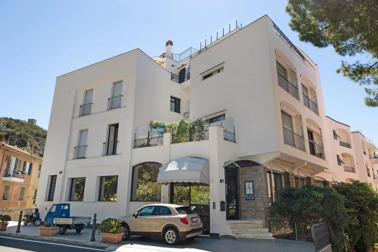 4 Mehari Apartment Varigotti