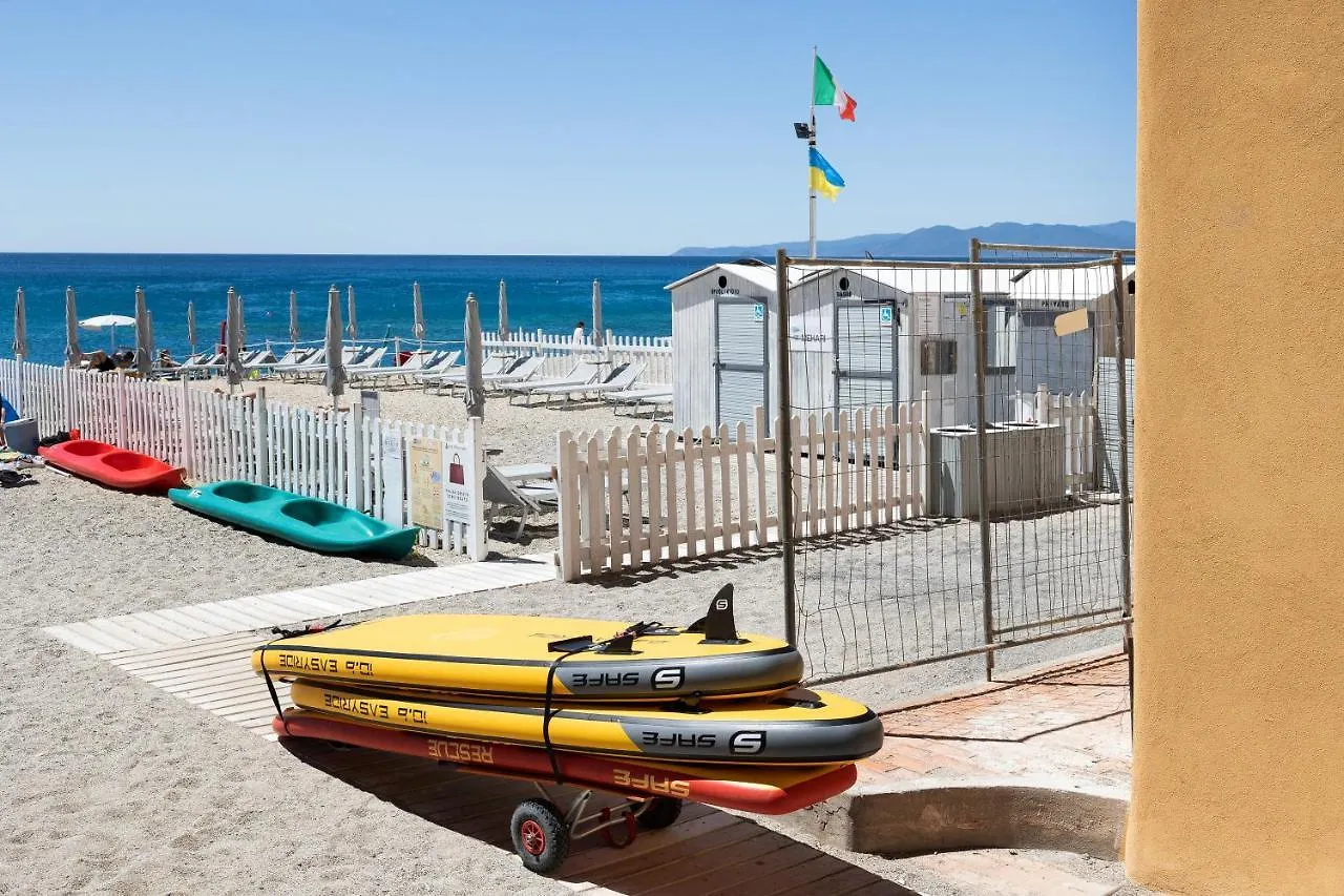 4 Mehari Apartment Varigotti