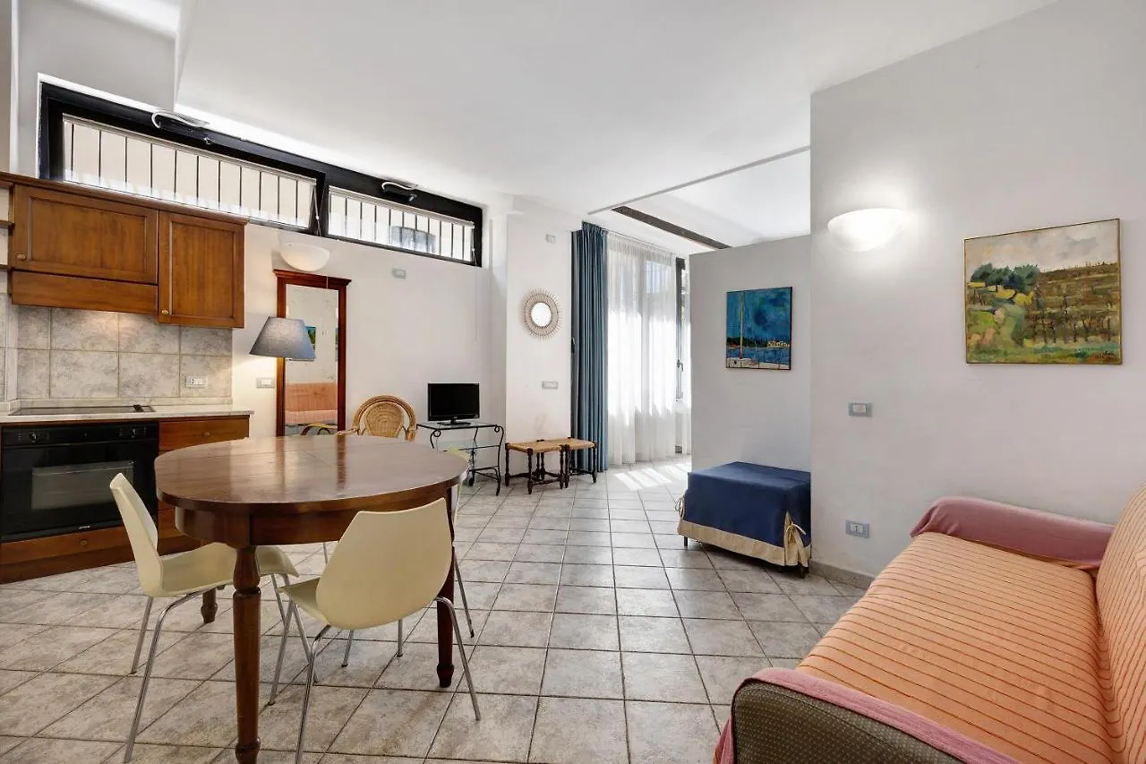 4 Mehari Apartment Varigotti
